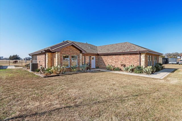 11975 Massey Road, Pilot Point, TX 76258