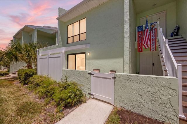 1 WINDRUSH BOULEVARD 37, Indian Rocks Beach, FL 33785