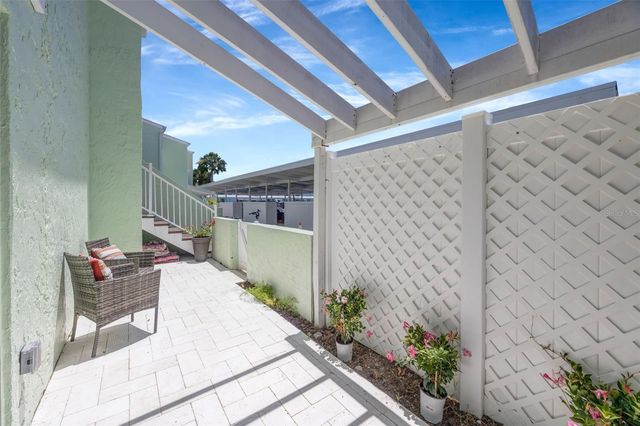 1 WINDRUSH BOULEVARD 37, Indian Rocks Beach, FL 33785