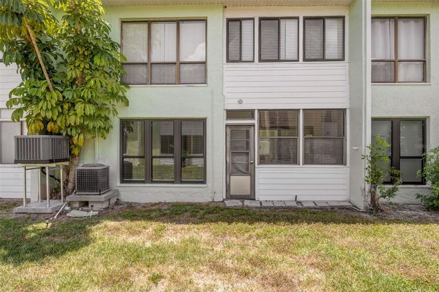 1 WINDRUSH BOULEVARD 37, Indian Rocks Beach, FL 33785