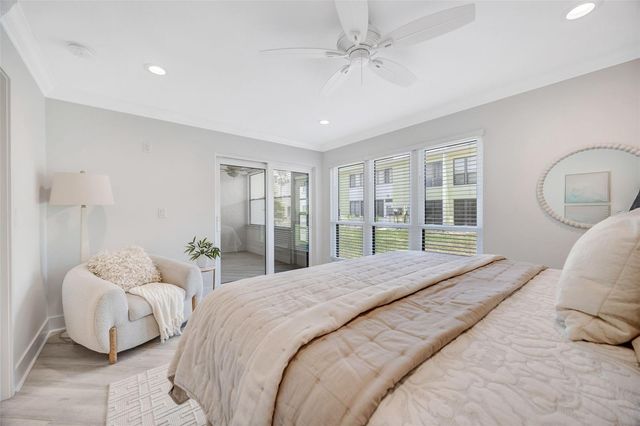 1 WINDRUSH BOULEVARD 37, Indian Rocks Beach, FL 33785