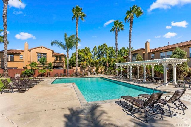 625 Sumner Way 4, Oceanside, CA 92058