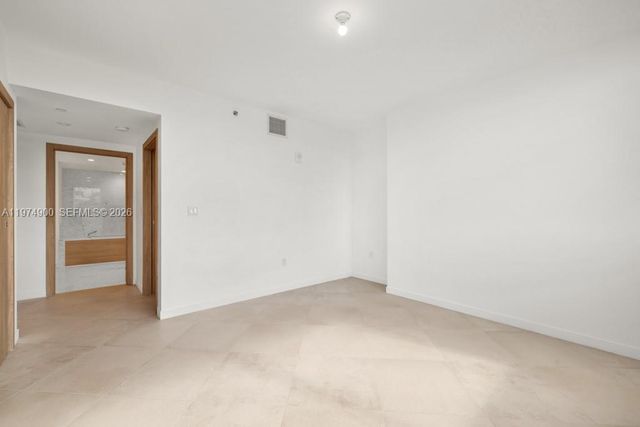 1135 103rd 307, Bay Harbor Islands, FL 33154