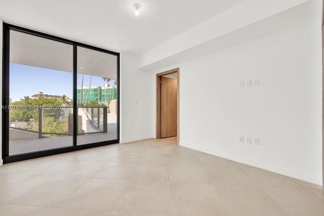 1135 103rd 307, Bay Harbor Islands, FL 33154