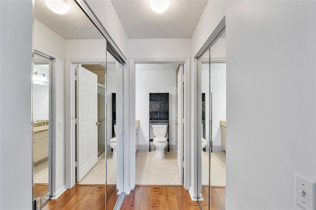 Image 18 of property listing at 7342 NW 62nd Ter, Parkland, FL 33067