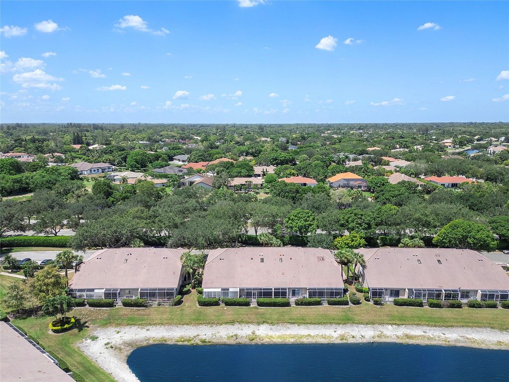 Image 35 of property listing at 7342 NW 62nd Ter, Parkland, FL 33067