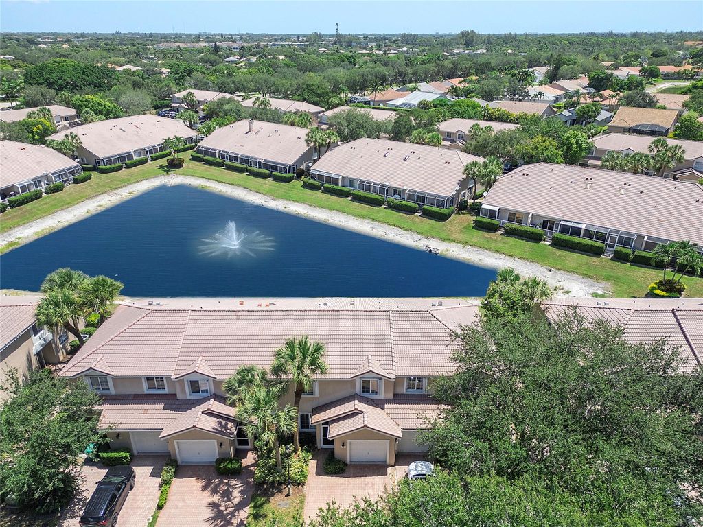 Image 36 of property listing at 7342 NW 62nd Ter, Parkland, FL 33067