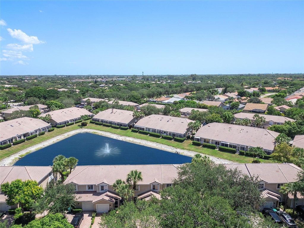 Image 37 of property listing at 7342 NW 62nd Ter, Parkland, FL 33067