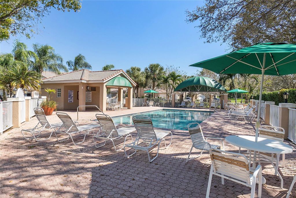 Image 43 of property listing at 7342 NW 62nd Ter, Parkland, FL 33067