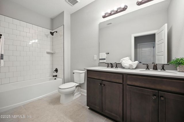 24 TRADEMAN Lane, St. Johns, FL 32259