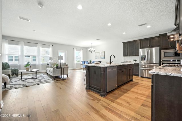 24 TRADEMAN Lane, St. Johns, FL 32259