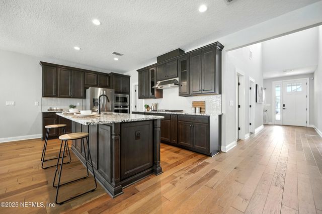 24 TRADEMAN Lane, St. Johns, FL 32259