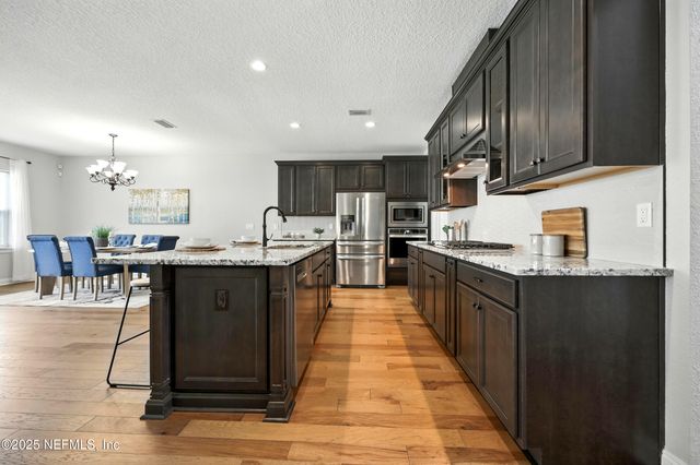 24 TRADEMAN Lane, St. Johns, FL 32259