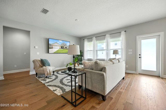 24 TRADEMAN Lane, St. Johns, FL 32259