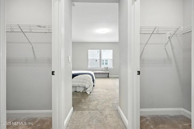 24 TRADEMAN Lane, St. Johns, FL 32259