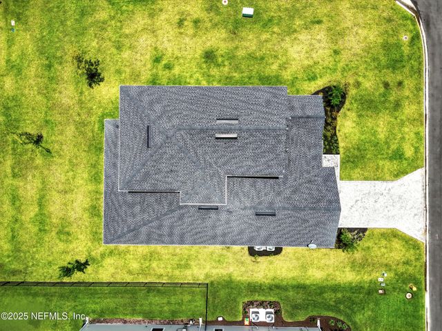 24 TRADEMAN Lane, St. Johns, FL 32259