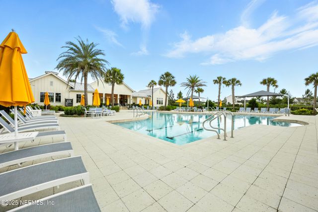 24 TRADEMAN Lane, St. Johns, FL 32259