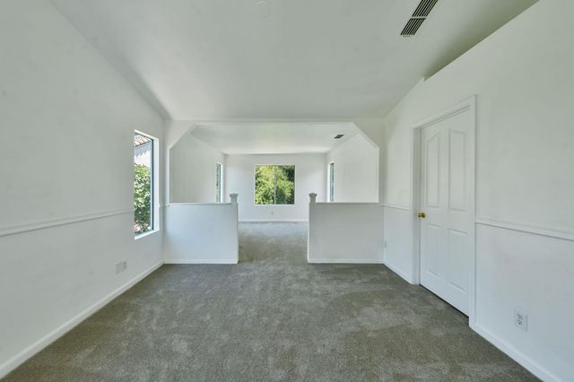 3013 Babson Dr, Elk Grove, CA 95758