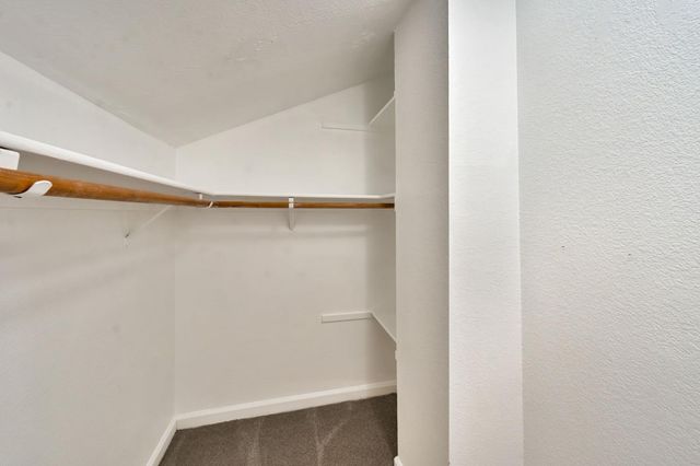 3013 Babson Dr, Elk Grove, CA 95758