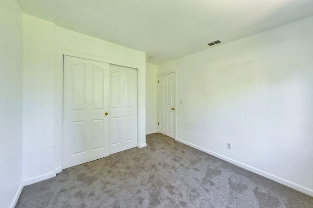 3013 Babson Dr, Elk Grove, CA 95758