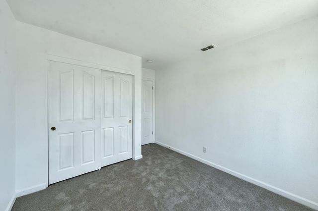 3013 Babson Dr, Elk Grove, CA 95758