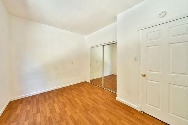 3013 Babson Dr, Elk Grove, CA 95758