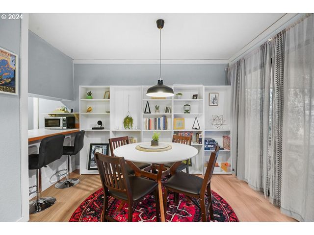 26213 E WELCHES Rd 17, Welches, OR 97067