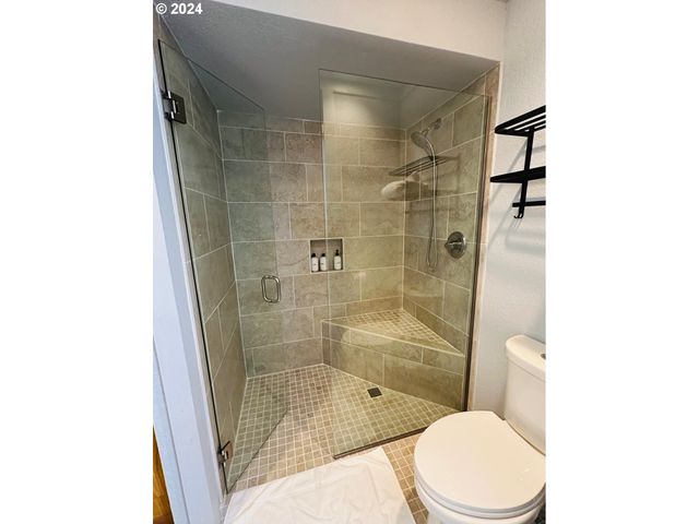 26213 E WELCHES Rd 17, Welches, OR 97067