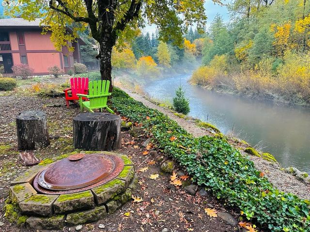 26213 E WELCHES Rd 17, Welches, OR 97067