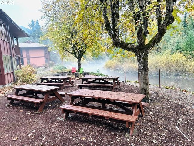 26213 E WELCHES Rd 17, Welches, OR 97067