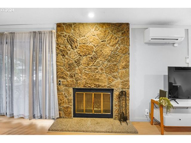 26213 E WELCHES Rd 17, Welches, OR 97067