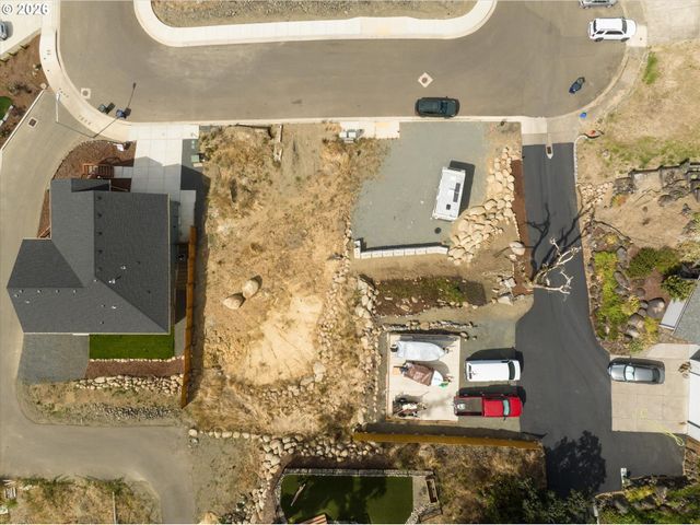775 BOULDER Loop, Creswell, OR 97426