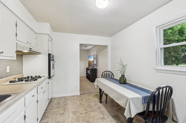 144 Airport Rd, Clarksville, TN 37042