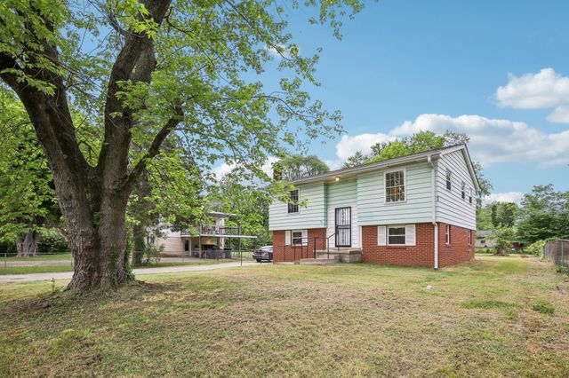 144 Airport Rd, Clarksville, TN 37042