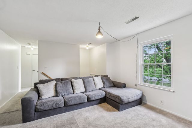 144 Airport Rd, Clarksville, TN 37042