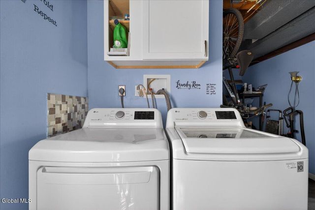 2158 Robinwood Avenue, Rotterdam, NY 12306