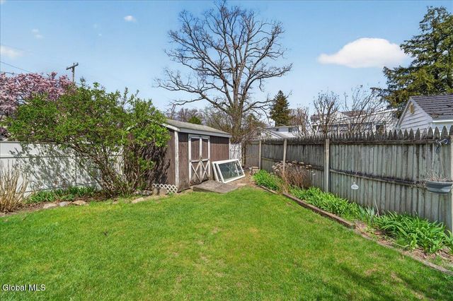 2158 Robinwood Avenue, Rotterdam, NY 12306