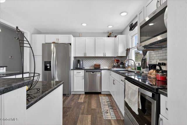 2158 Robinwood Avenue, Rotterdam, NY 12306
