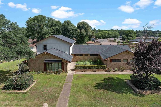 1404 Briarwood Trail, Henderson, TX 75654