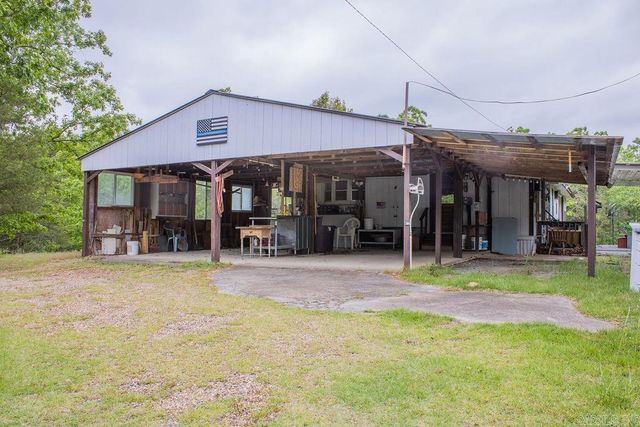 522 Polk Road 56, Mena, AR 71953