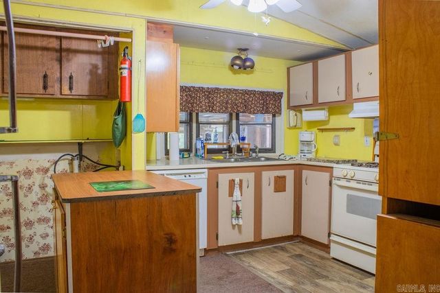522 Polk Road 56, Mena, AR 71953