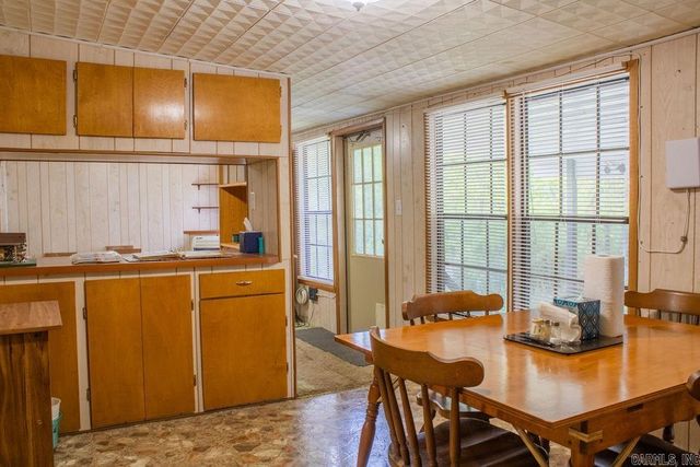 522 Polk Road 56, Mena, AR 71953