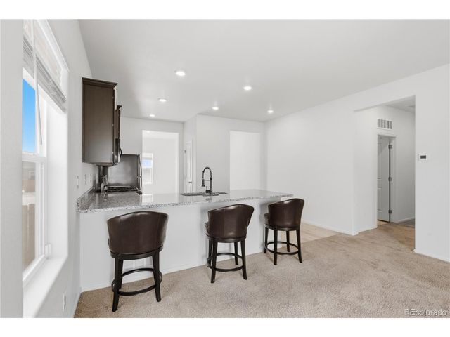 211 Clayton Ave, Keenesburg, CO 80643