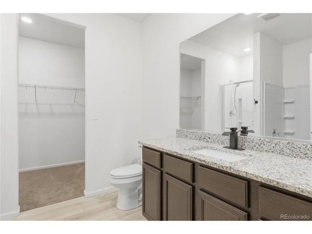 211 Clayton Ave, Keenesburg, CO 80643