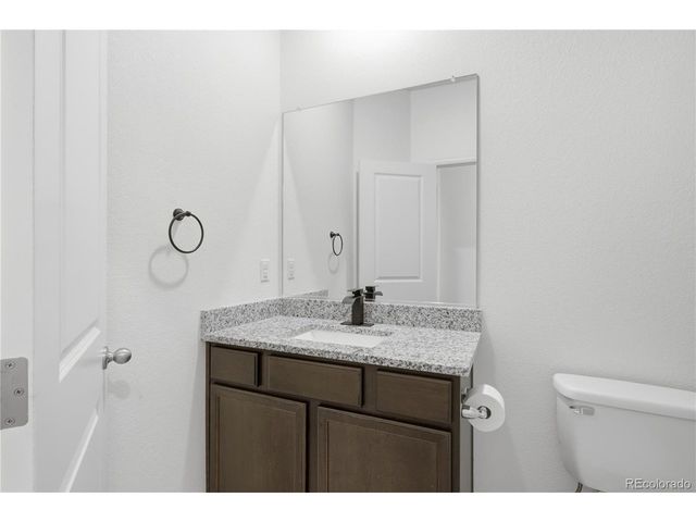 211 Clayton Ave, Keenesburg, CO 80643