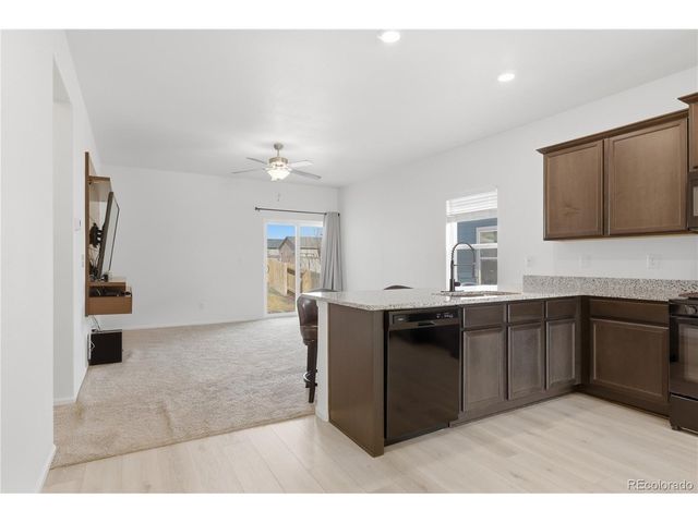 211 Clayton Ave, Keenesburg, CO 80643