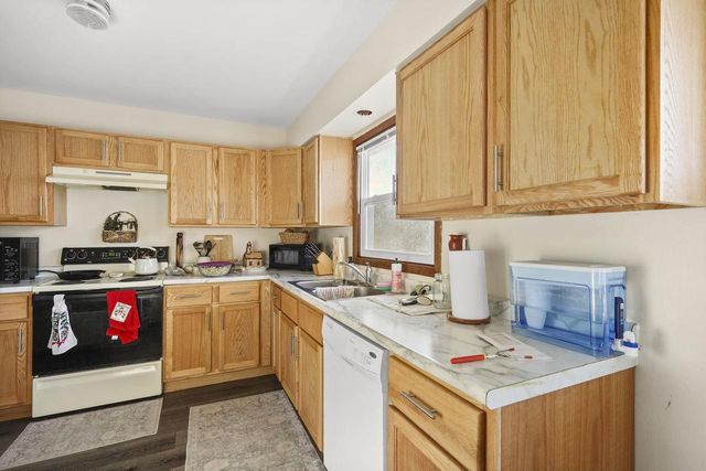 1515-1517 W State Street, Janesville, WI 53546