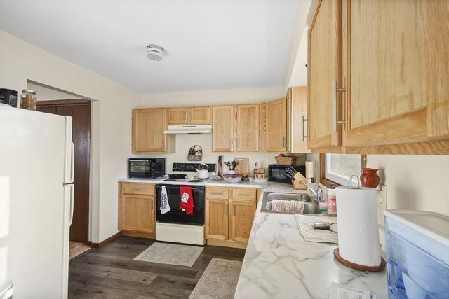 1515-1517 W State Street, Janesville, WI 53546