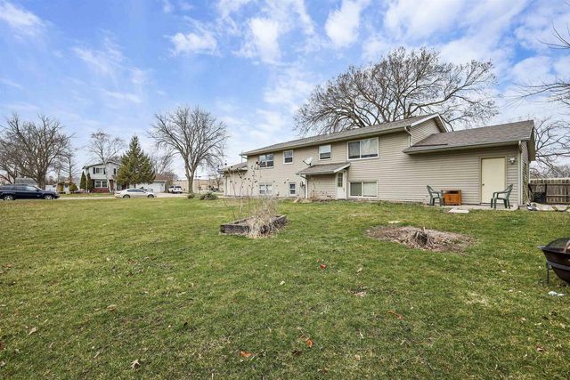 1515-1517 W State Street, Janesville, WI 53546