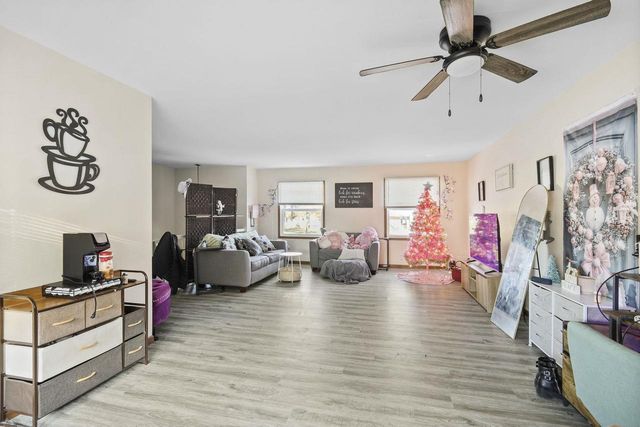 1515-1517 W State Street, Janesville, WI 53546